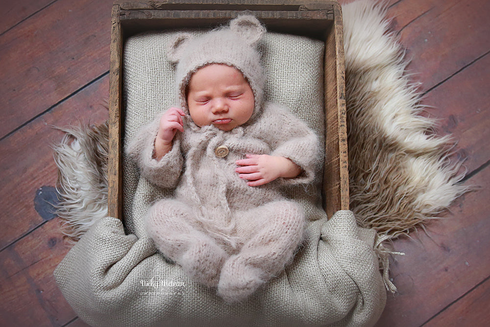 FREE SHIPPING! Soft newborn 2024 handmade knitted onesie set for newborn boy in light gray color, newborn props for first baby pictures