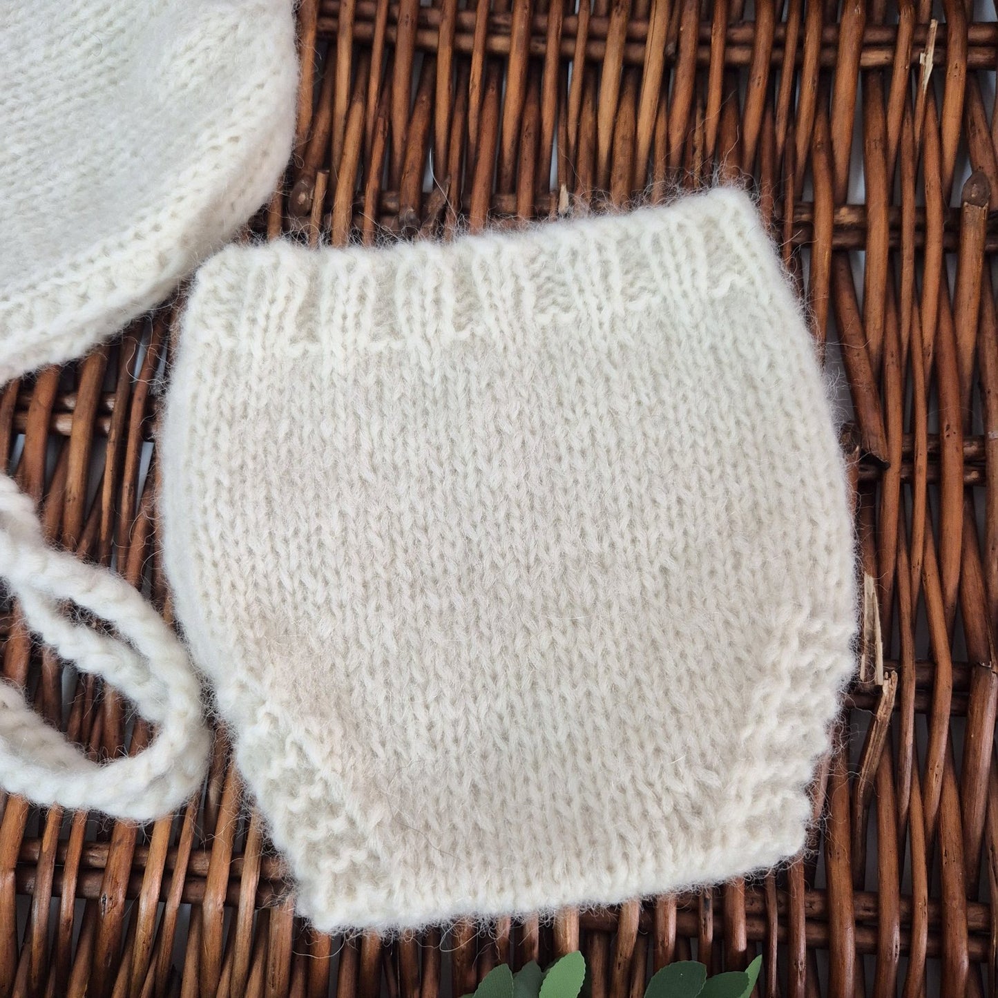 Newborn Baby Girl Cream Pants and Frilly Bonnet Set ( Ready to send)