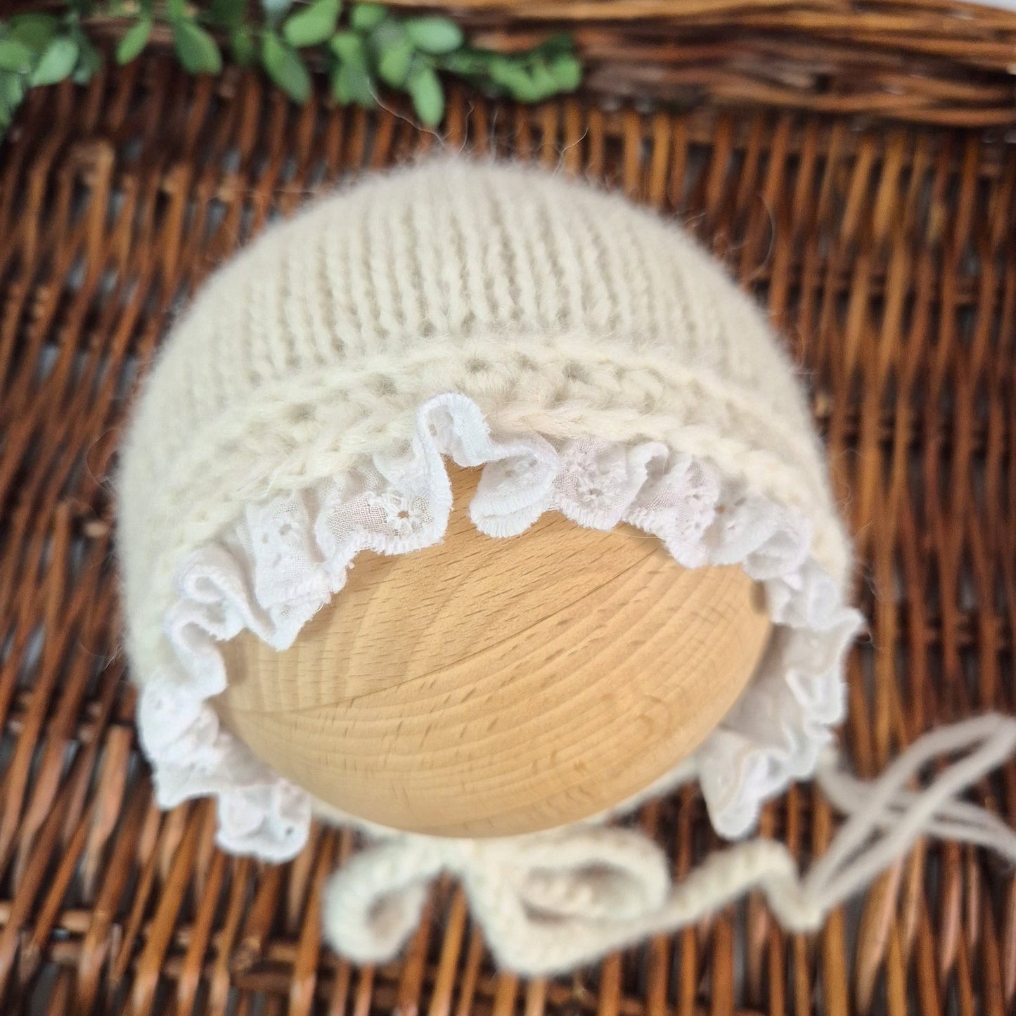 Newborn Baby Girl Cream Pants and Frilly Bonnet Set ( Ready to send)