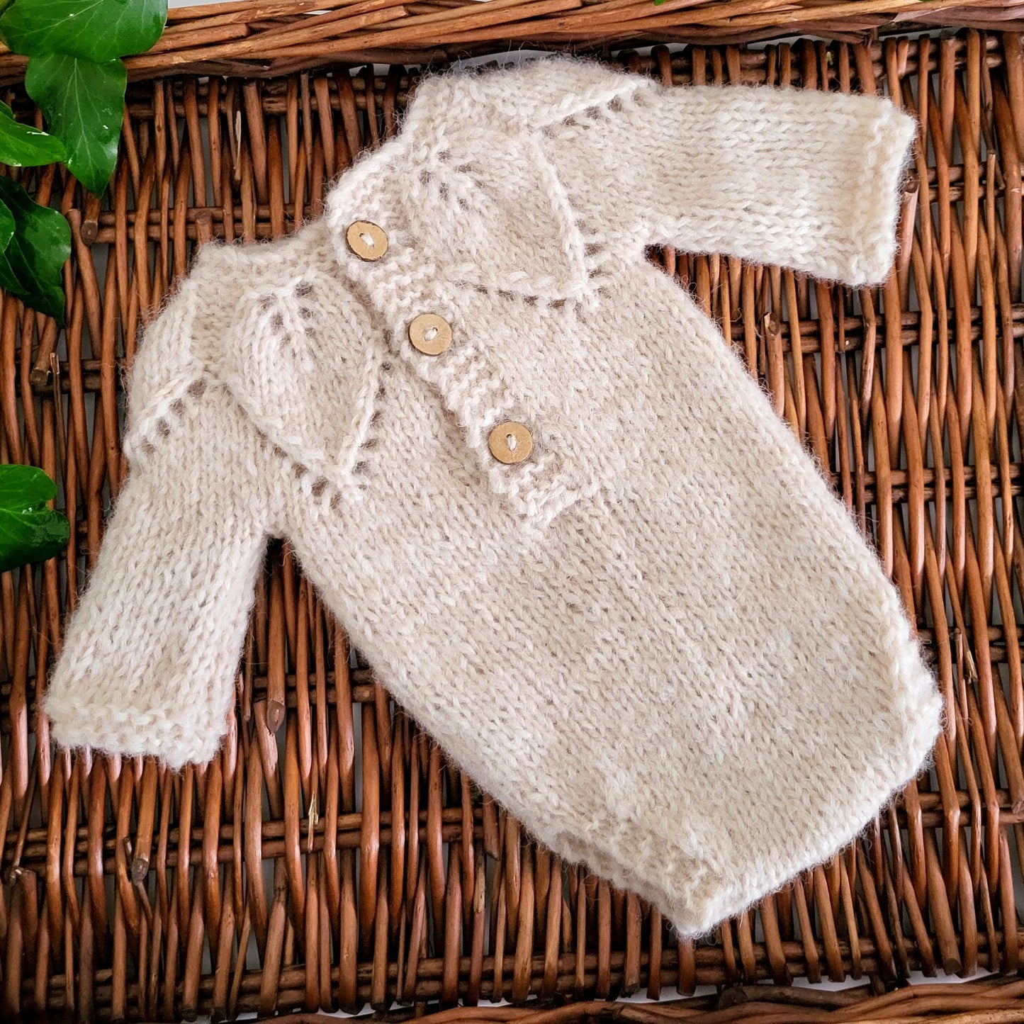 ALPACA Long sleeved Romper with Leaf pattern , Newborn / 0-3 months old sizes - more colours (Made to order)