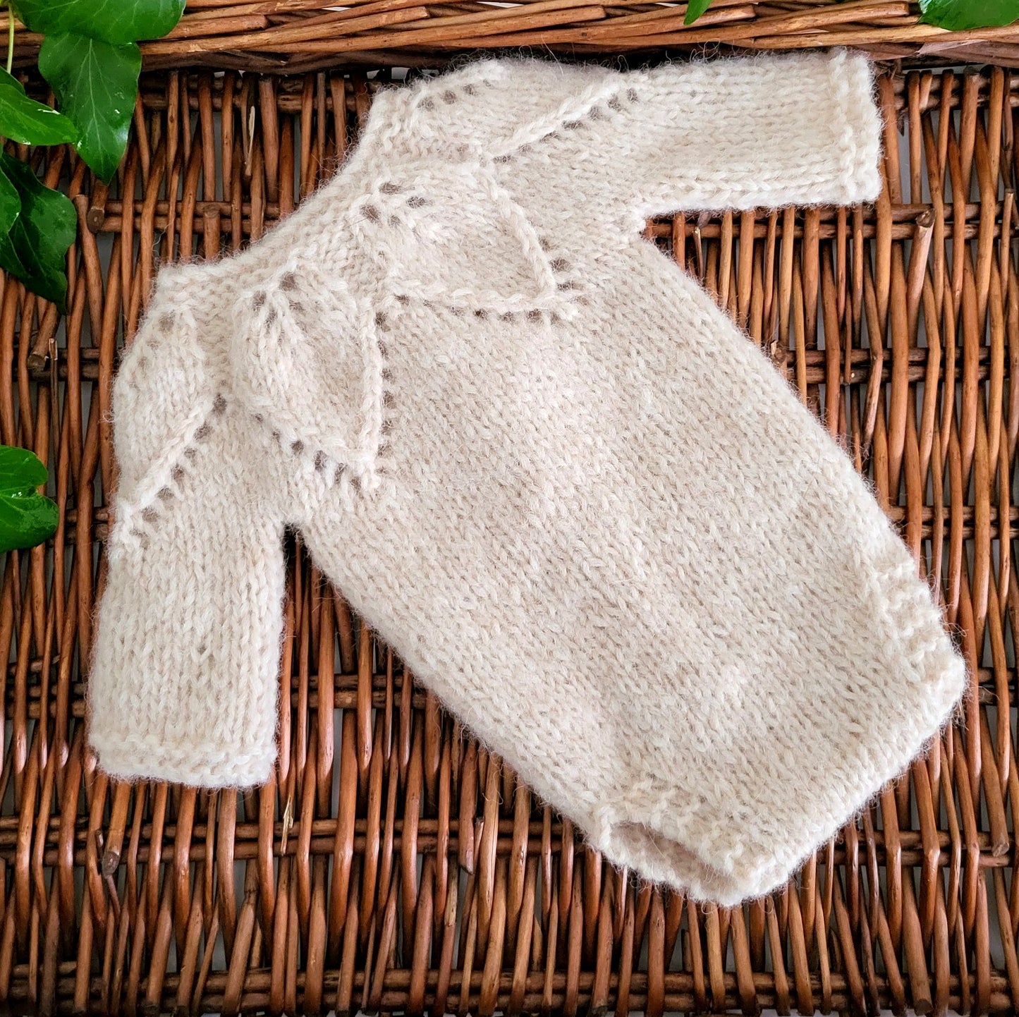 ALPACA Long sleeved Romper with Leaf pattern , Newborn / 0-3 months old sizes - more colours (Made to order)