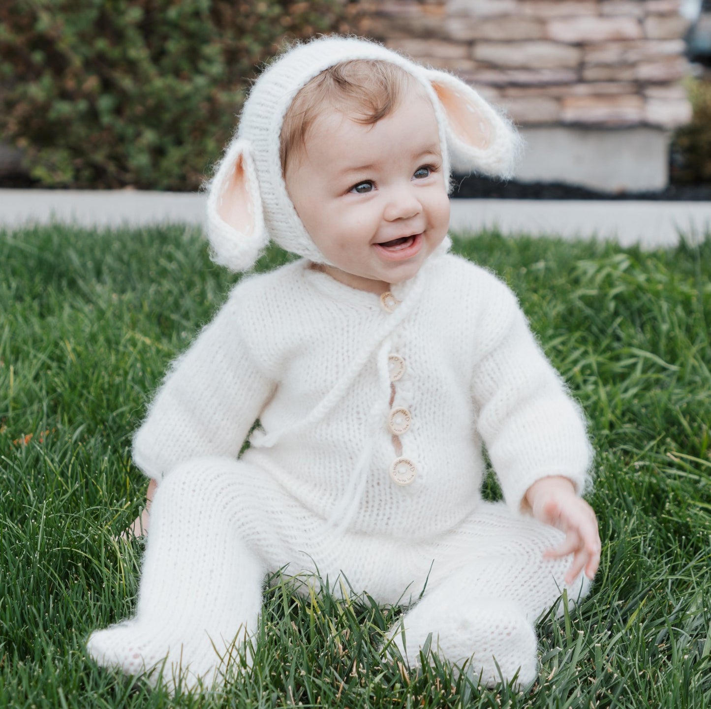 KNITTED BABY LAMB BONNET FOR TODDLERS FIRST EASTER OR HALLOWEEN