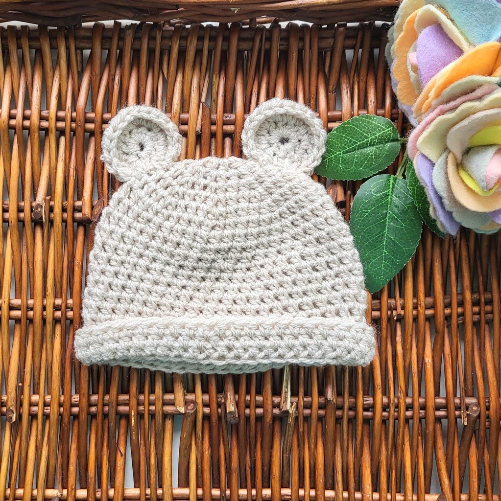 beige crochet baby bear beanie