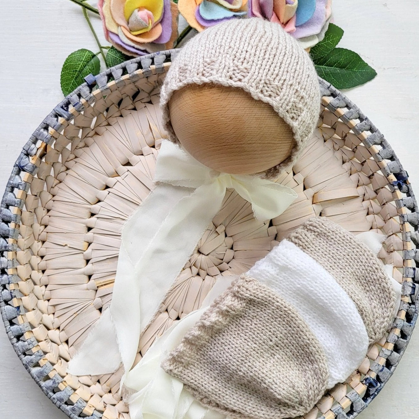 Baby bonnet hot sale with ribbon