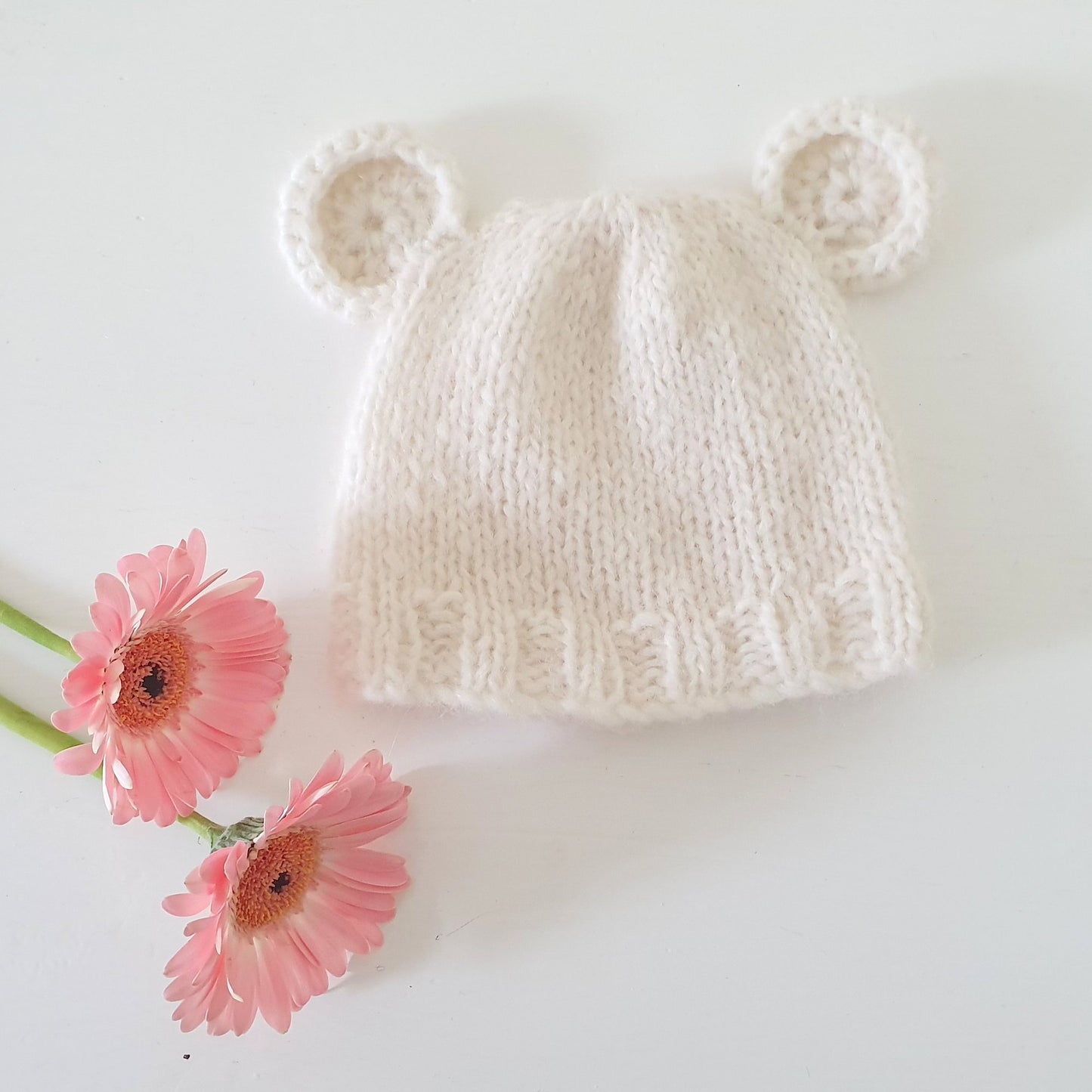 cream knitted baby bear hat