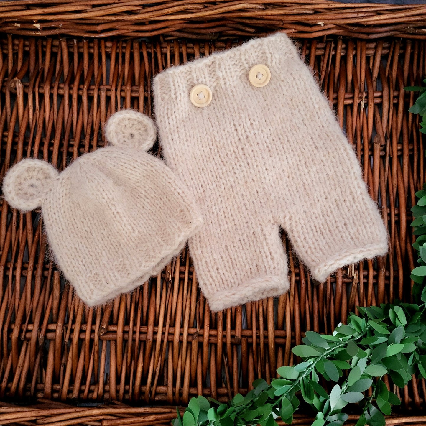 knitted newborn baby bear hat and short pants set in soft beige yarn
