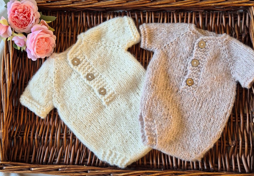 Short Sleeve Newborn Romper, in Pink or Beige. Classic Style bodysuit Photography Prop Outfit. ( Ready to send)