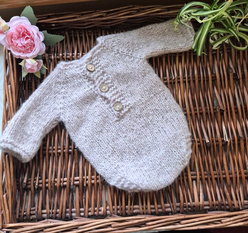 Long Sleeve Newborn Romper, in Pink or Beige. Classic Style bodysuit Photography Prop Outfit. ( Ready to send)