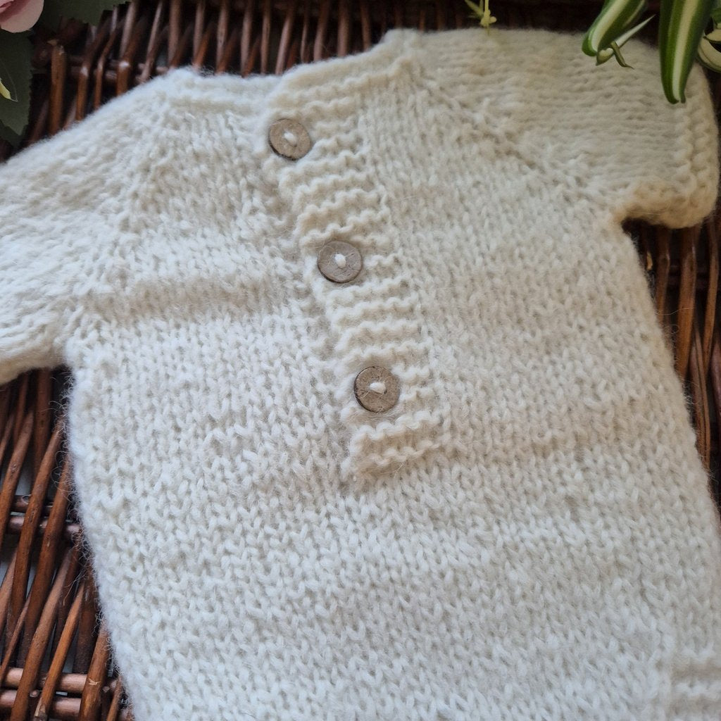 Short Sleeve Newborn Romper, in Pink or Beige. Classic Style bodysuit Photography Prop Outfit. ( Ready to send)
