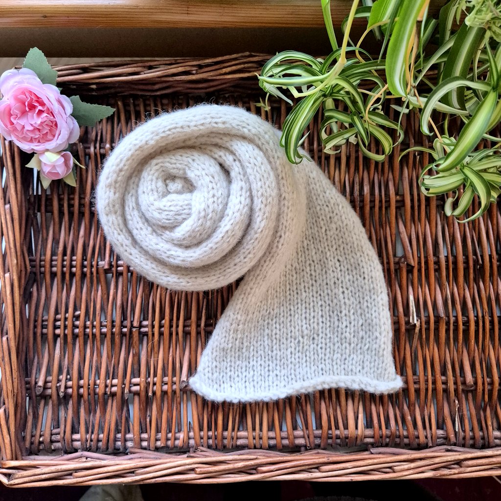 Pink Or Beige long knit wrap for photo shoots. Pink wrap + classic Bonnet, Beige wrap without a bonnet. (Ready to send)