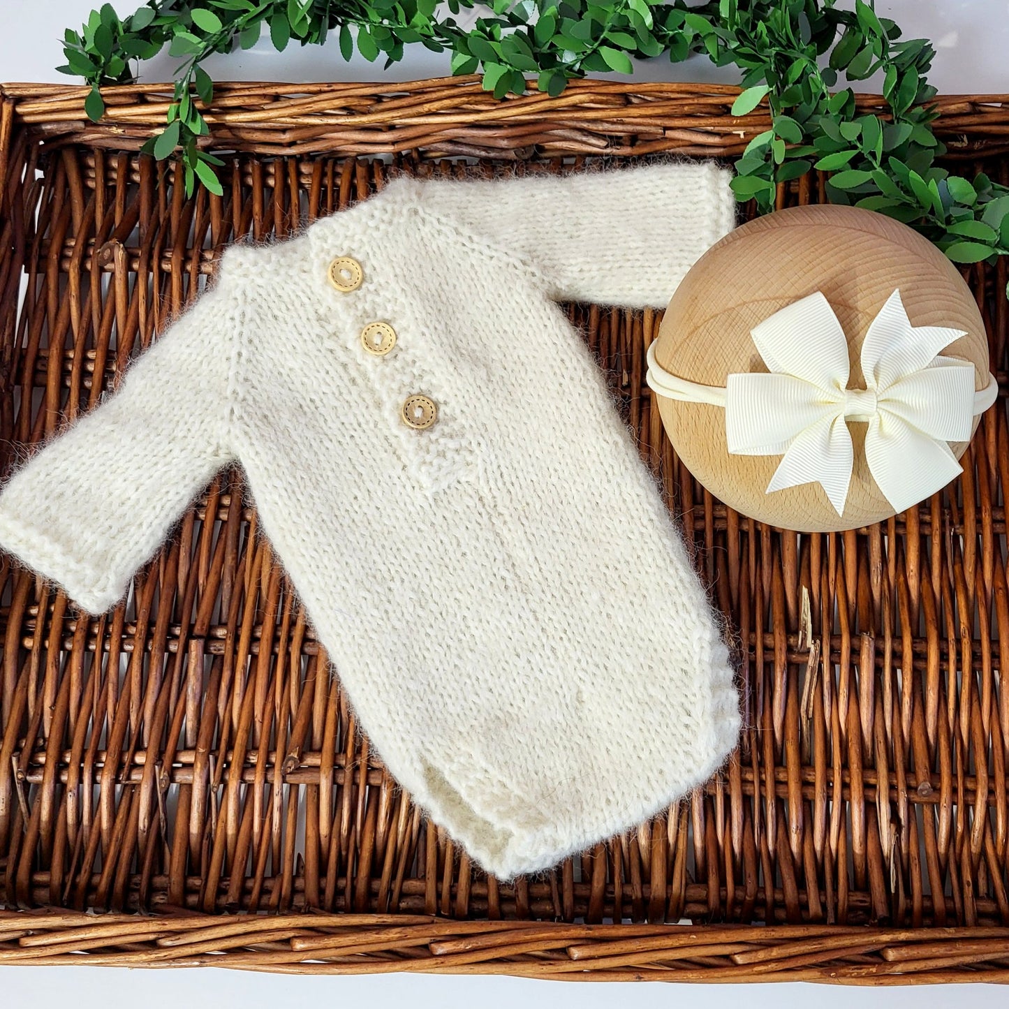 Cream Knit Long Sleeved newborn romper with FREE bow headband (Ready to Send)