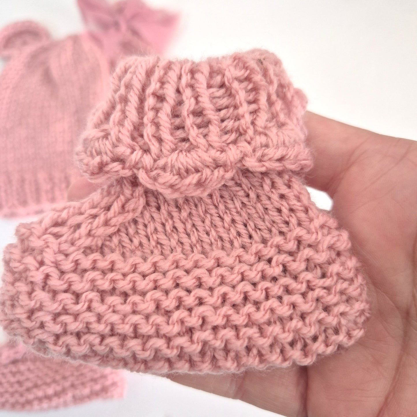0-3 months Pink Baby Bear Beanie and Bootie set (Ready to Send)