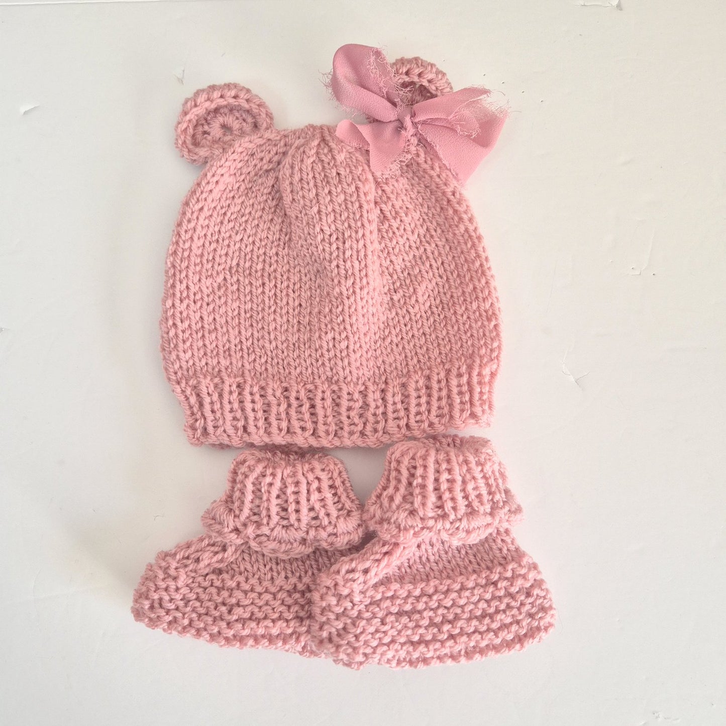 0-3 months Pink Baby Bear Beanie and Bootie set (Ready to Send)