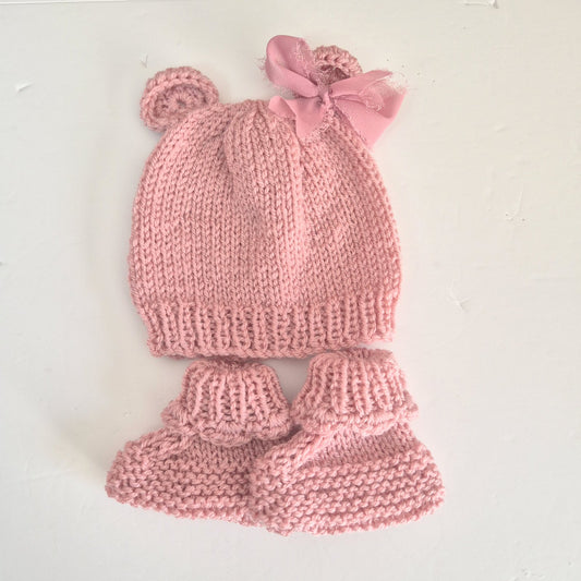 0-3 months Pink Baby Bear Beanie and Bootie set (Ready to Send)