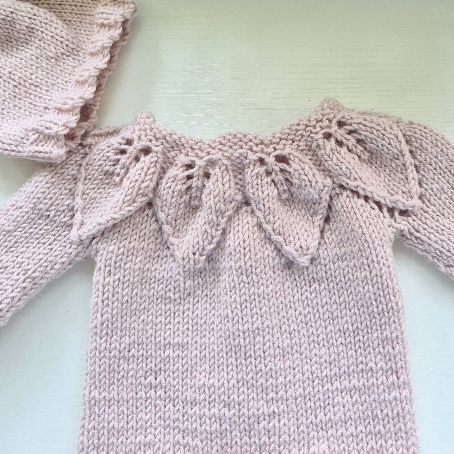 Oyster Pink Newborn Baby Cardigan & Hat set with Leaf Pattern, Girls Babyshower Gift, Handmade UK (Ready to Send)
