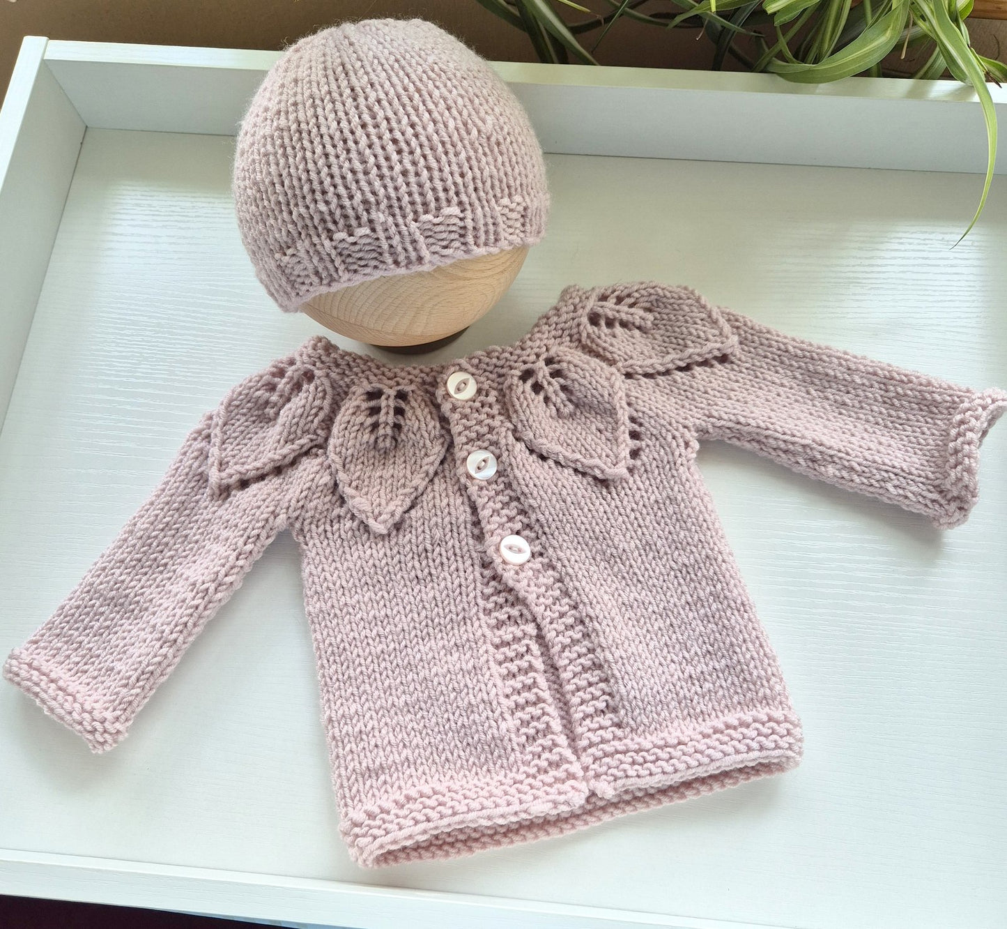 Oyster Pink Newborn Baby Cardigan & Hat set with Leaf Pattern, Girls Babyshower Gift, Handmade UK (Ready to Send)