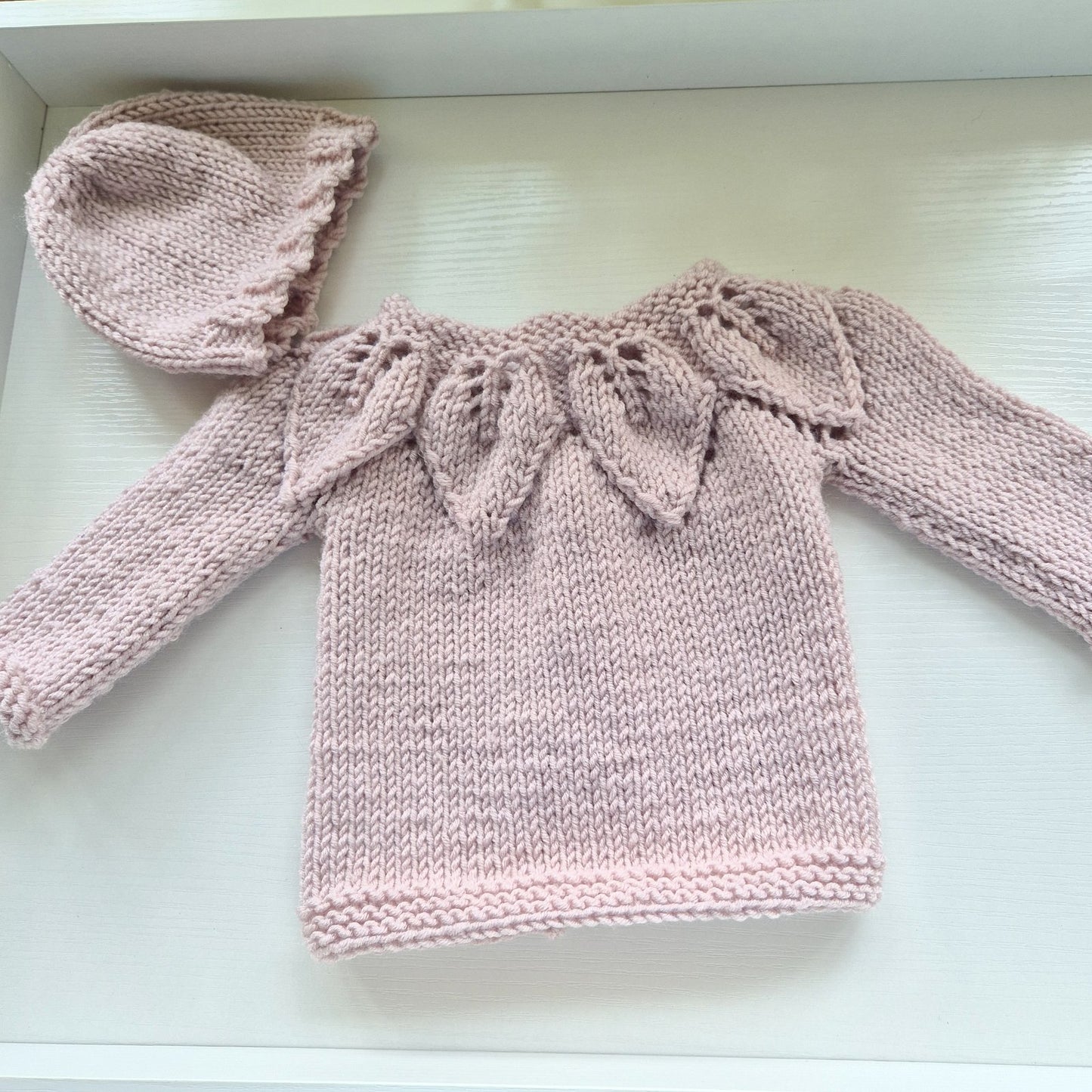 Oyster Pink Newborn Baby Cardigan & Hat set with Leaf Pattern, Girls Babyshower Gift, Handmade UK (Ready to Send)