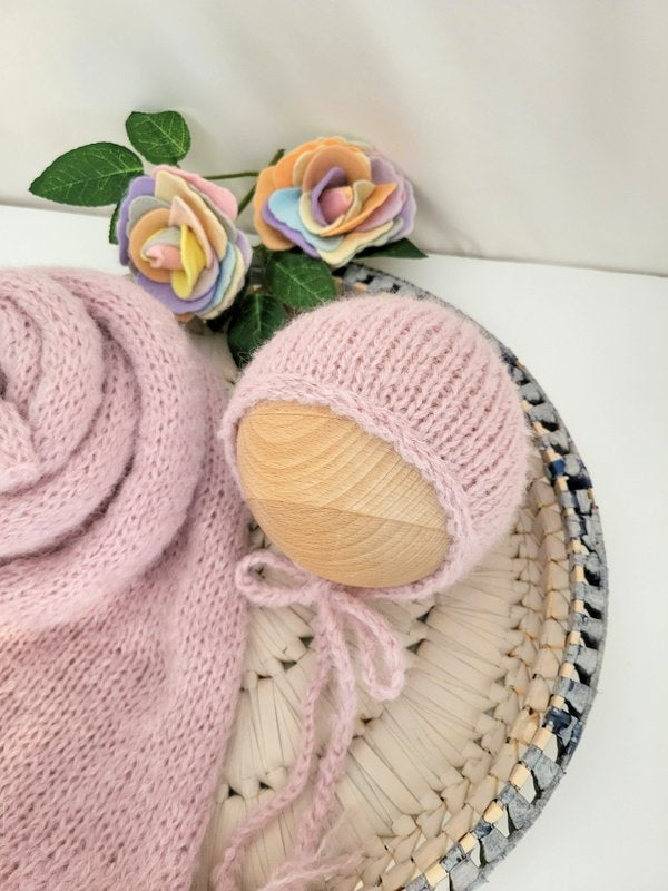 Pink knit stretch wrap and Newborn bonnet set  (Ready to send)