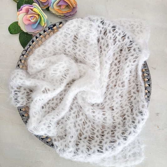 White Lace Crochet Newborn Posing Layer Wrap (Ready to send)